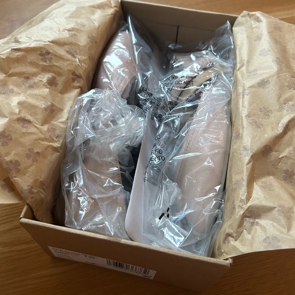 Lucky Brand | Alba Jane | Pink Flats Size 8.5 - Picture 7 of 7